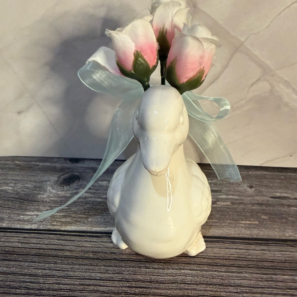 Vintage White Duck Creamer Made in Japan Easter Decor - Picture 3 of 7